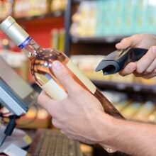 Разъяснены нормы о сроке подачи заявки в ЕГАИС о принятии алкогольной продукции для продажи в местностях, где нет Интернета